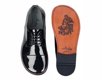 Men's Barefoot BLACK PATENT Leather Oxford Shoes, Classic Comfort & Style: Handmade, Moccasins