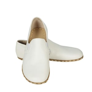MEN Barefoot White Leather Handmade Sport Yemeni Shoes, Natural, Colorful, Slip-On