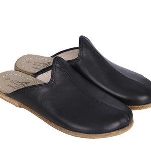 WOMEN Wide Slipper, Sandals Barefoot BLACK Leather Handmade