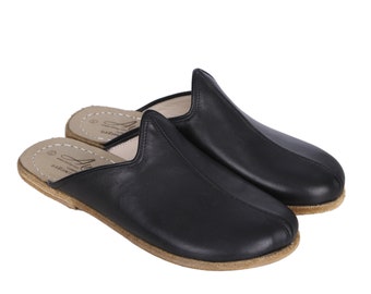 WOMEN Wide Slipper, Sandals Barefoot BLACK Leather Handmade