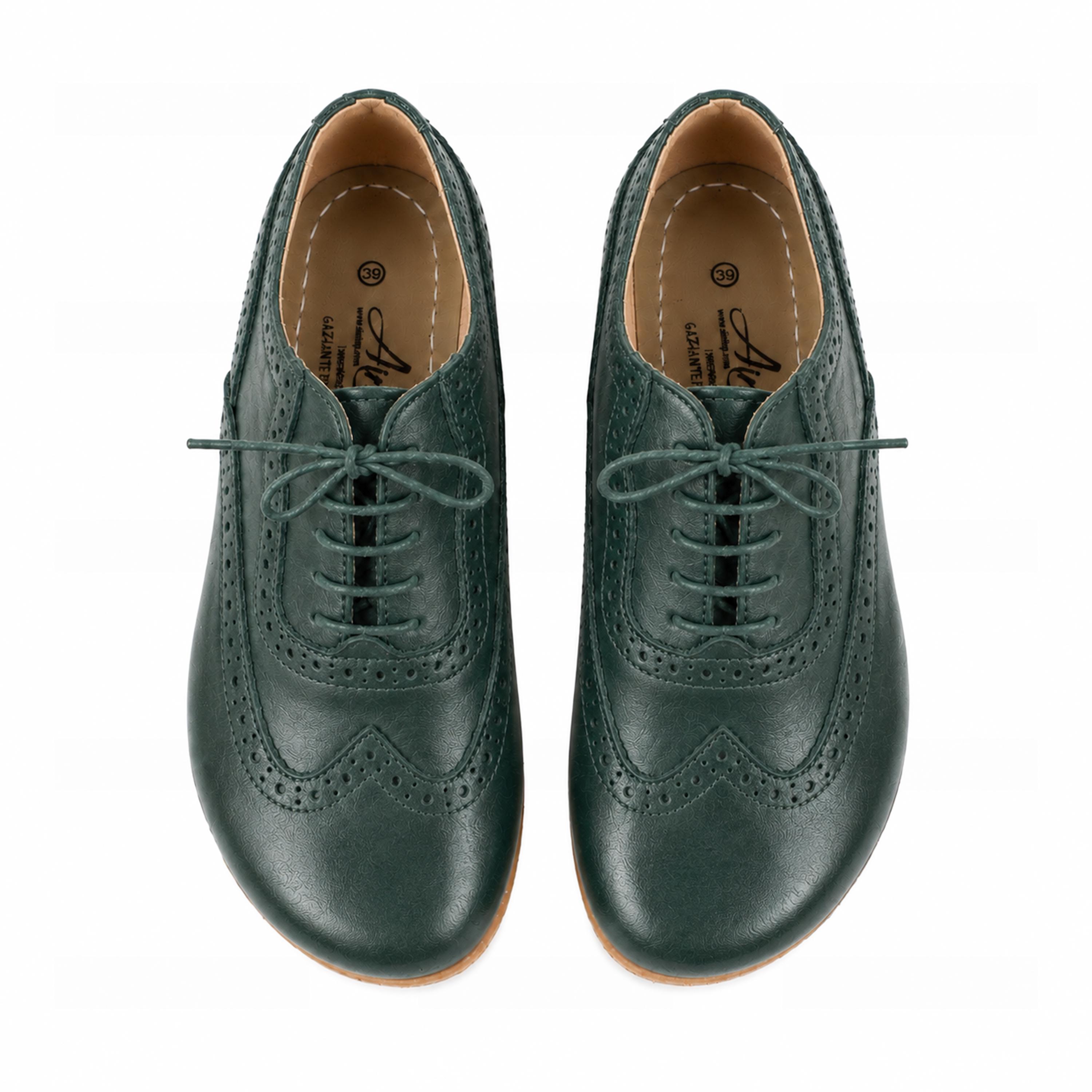 ladies green dress shoes Women's Church Shoes-8846 and shows a and generous temperament Emerald Green Satin Shoes -