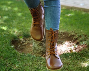 Botas descalzas de cuero marrón hechas a mano: punta ancha, caída cero