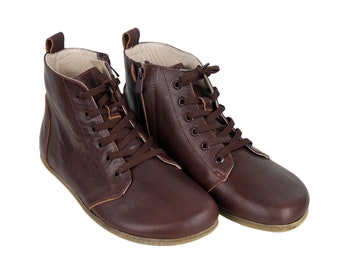 Botas descalzas de cuero marrón oscuro hechas a mano para hombre: punta ancha, caída cero.