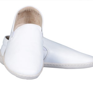 Men&#39;s White Leather Barefoot Slip-On Shoes: Handmade, Zero Drop