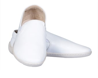 Zapatos descalzos sin cordones de cuero blanco para hombre: hechos a mano, sin caída