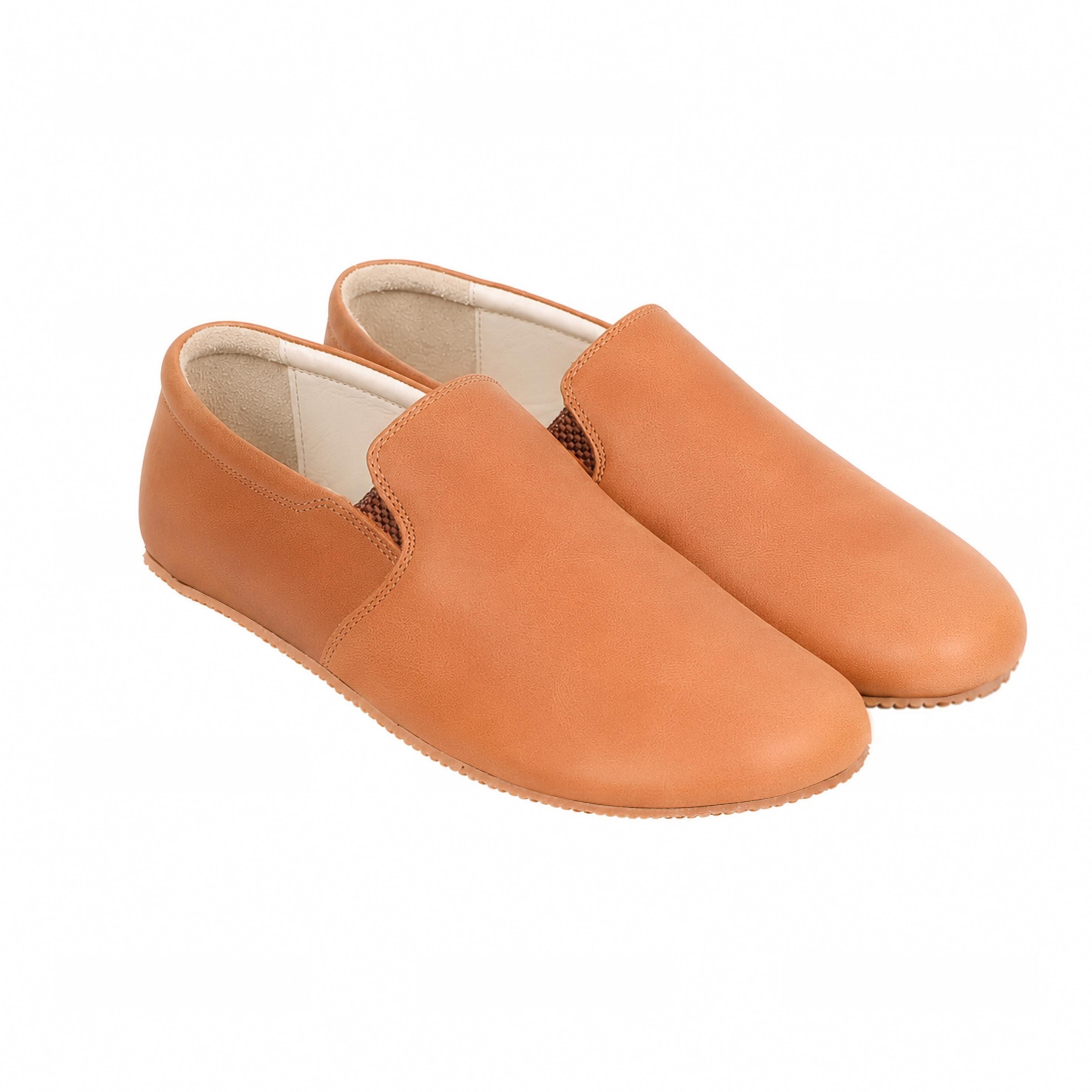 MEN Barefoot Slip On, TAN SMOOTH Leather, Handmade Yemeni Shoes, Natural, 6mm Rubber Outsole