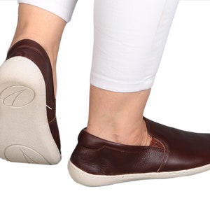 Women&#39;s Dark Brown Leather Slip-On Shoes: Handmade Barefoot Grounding Shoes