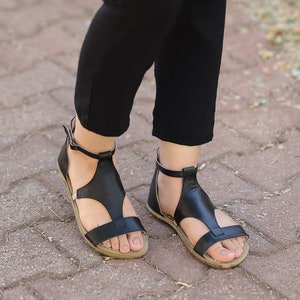WOMEN Wider Barefoot Buckle SandaL BLACK SMOOTH Leather Handmade, Grounding, Zero Drop, Natural, Colorful