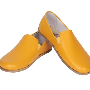 MEN Barefoot MUSTARD Leather Handmade CLASSIC Yemeni Shoes, Natural, Colorful, Slip-On