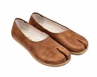 Bailarinas Tabi planas descalzas para mujer, color miel y camello, de piel, con puntera dividida. Comodidad y estilo: hechas a mano.