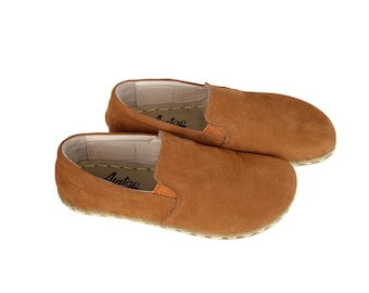 WOMEN Barefoot Tan Nubuck Leather Handmade Sport Yemeni Shoes, Natural, Colorful, Slip-On