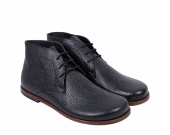 Barneys New York Mit Lidfort Vintage Chukka Boots Suede  display picture 2