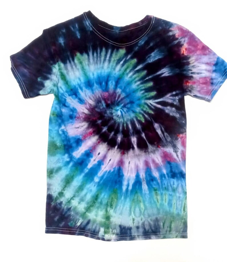 aurora green tie dye shirt