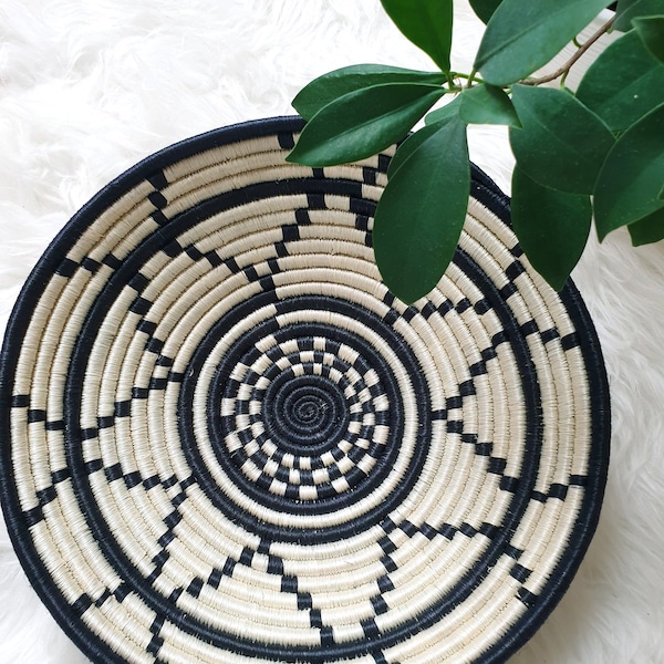 Rwanda Basket - Wall Decoration - Fruitbasket - Wall Basket White/Black