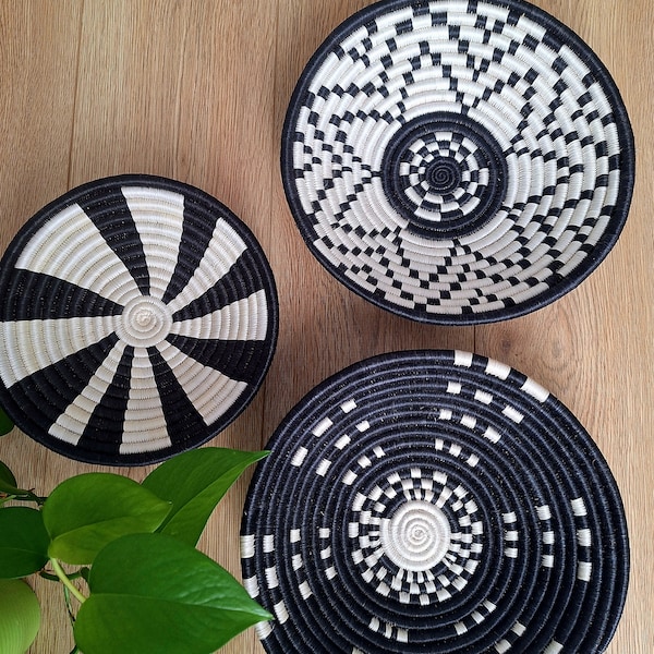 Rwanda Basket - Wall Decoration - Fruit basket - Set of 3 Wall Baskets Black/White