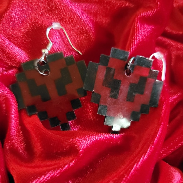 Minecraft Hardcore Heart, Philza Hardcore Heart, Pixel Heart Earrings