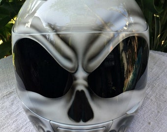 Custom Motorcyle Helmet AirBrush Skull White Style (DOT And ECE Approved)