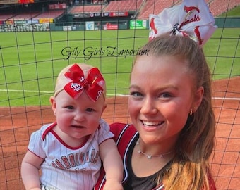 READY TO SHIP Baby Baseball Headband, Huge Cardinals Hairbow, St Louis Cardinals Bow, Big Baseball Bow, St. Louis Cardinals Baseball, Baby
