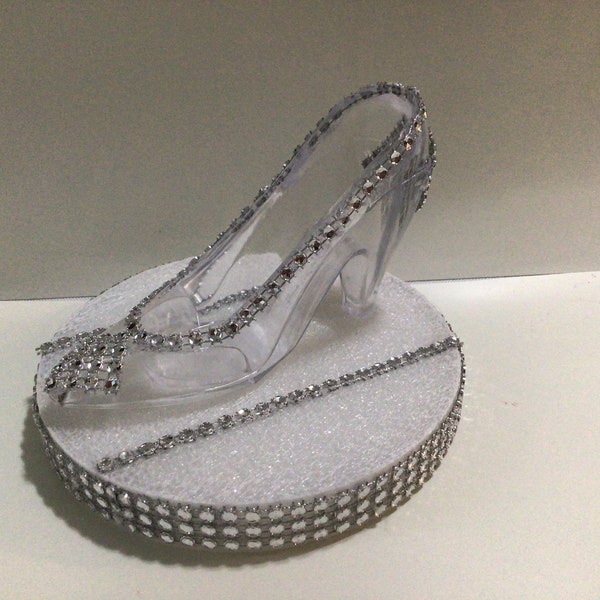 Cinderella slipper wedding  quince sweet 16  party favor cake topper top open