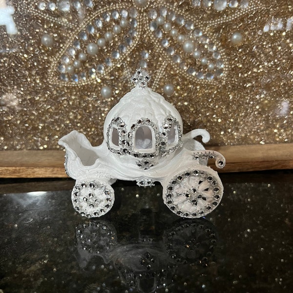 Cinderella carriage  wedding  quince sweet 16  party favor cake topper