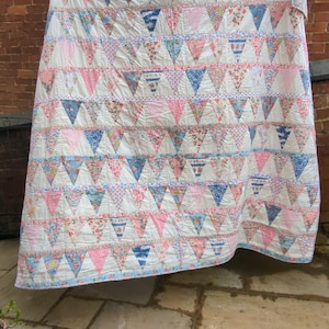 Bunting Memory quilt blanket made from a loved one&#39;s clothing