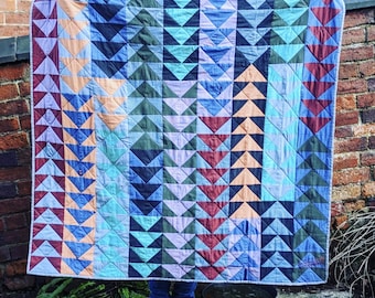 Memory Quilt Trauerdecke - Erinnerungswurf aus der Kleidung eines geliebten Menschen.