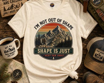 I'm Not Out of Shape Mountain Graphic T-shirt | Retro wandel-T-shirt bij zonsondergang