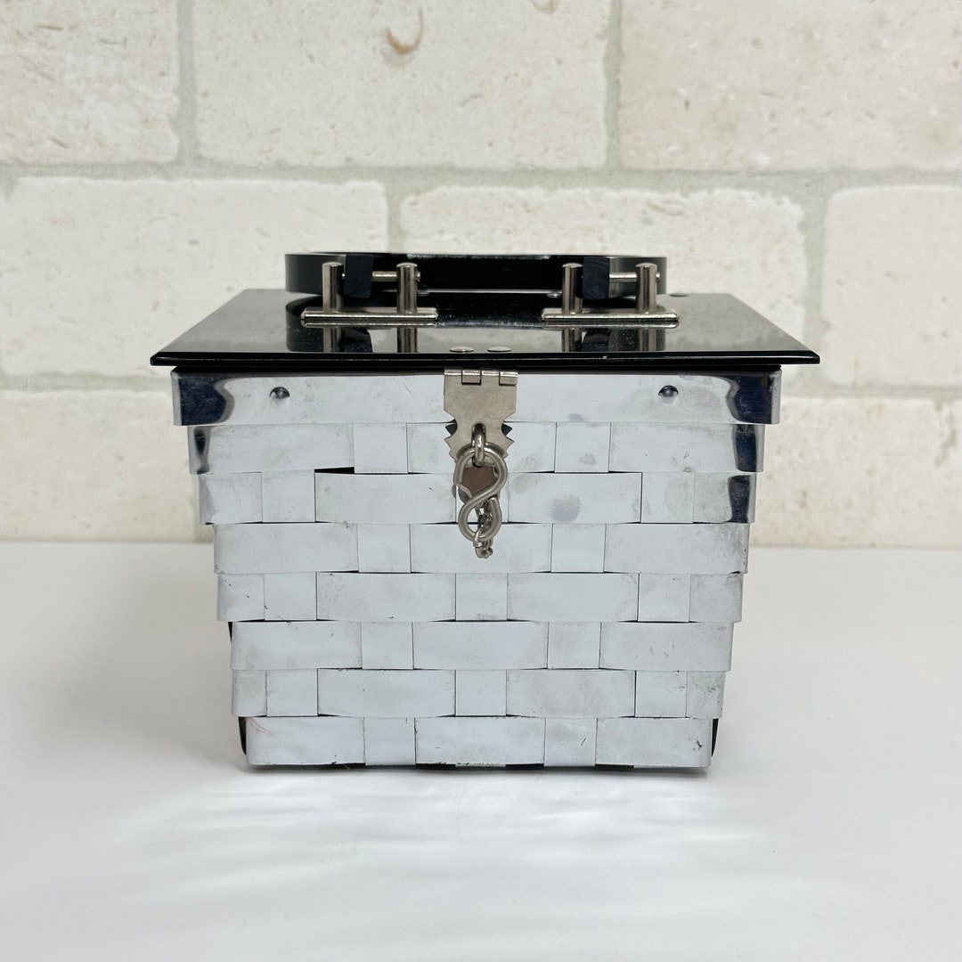 1950s Dorset Fifth Avenue Silver Metal Weave Box Bag main image 1
