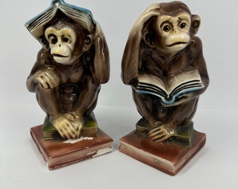 Vintage Bookends, Monkeys with Books, Ceramic and Made in Japan, 1940s.