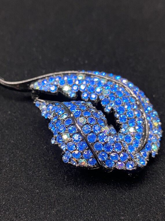 Vintage Brooch, Leaf Pin with Blue Rhinestones, S… - image 7