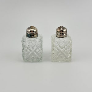 Vintage Salt and Pepper Shaker Set, Square Pressed Glass with Chrome Lid.
