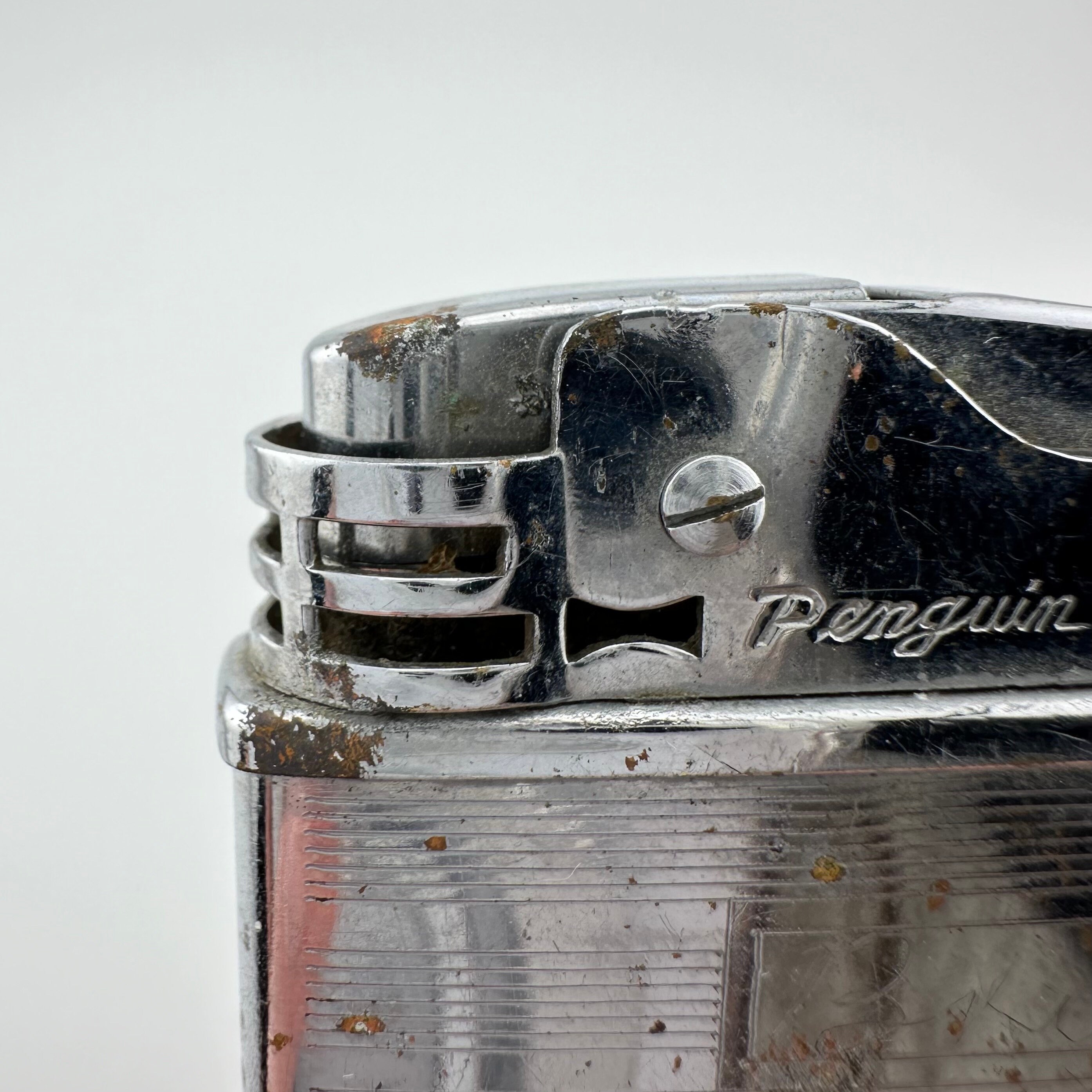 NEVER USED Antique Style Penguin Lighter MM-8 Electronic
