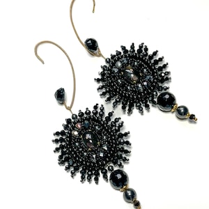 Black crystal chandelier earrings Roi Soleil