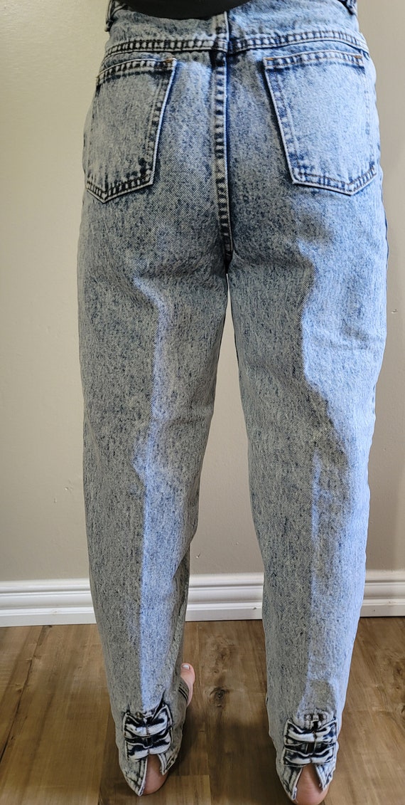 vintage acid washed carbon Gem