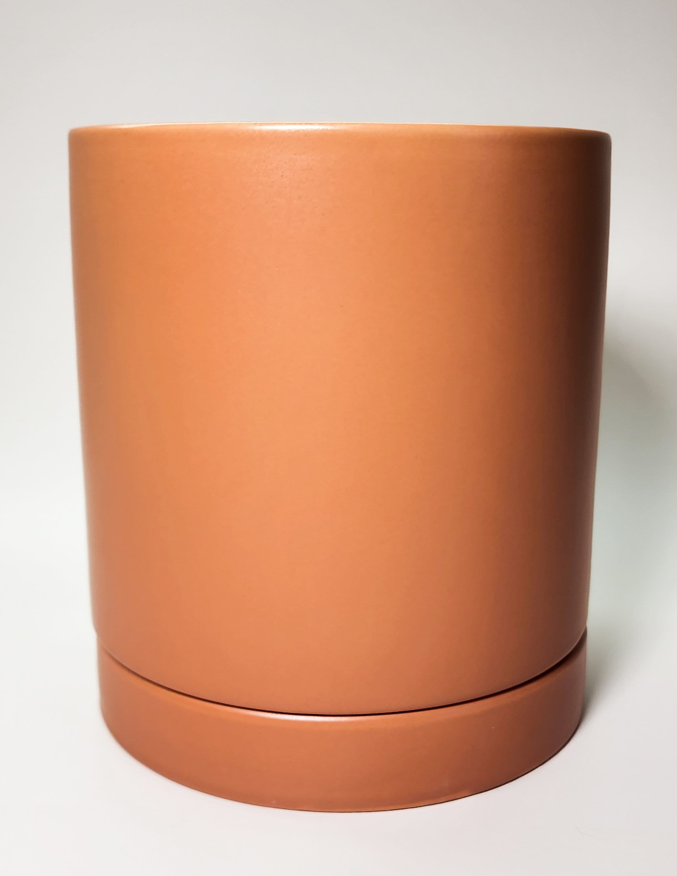 Smooth Matte Finish Ceramic Pot (Saucer Included!) Modern Garden Pot