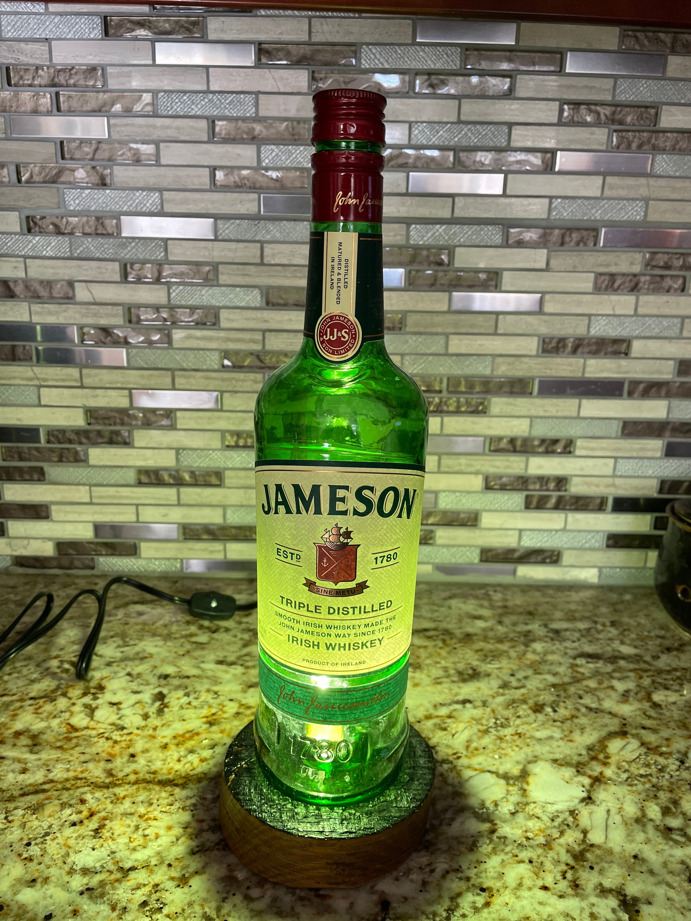 Whiskey bottle lamp - Etsy 日本