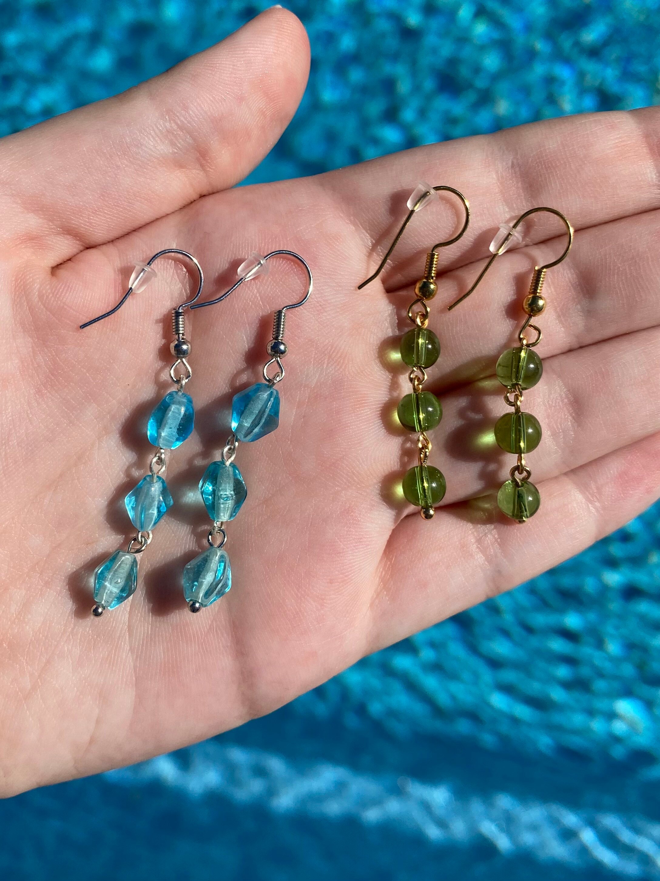 ピアス Green Crystal & Glass Beads Dangling Earrings Amazon.com: Simulated Emerald Square CZ Drop Dangle Earrings