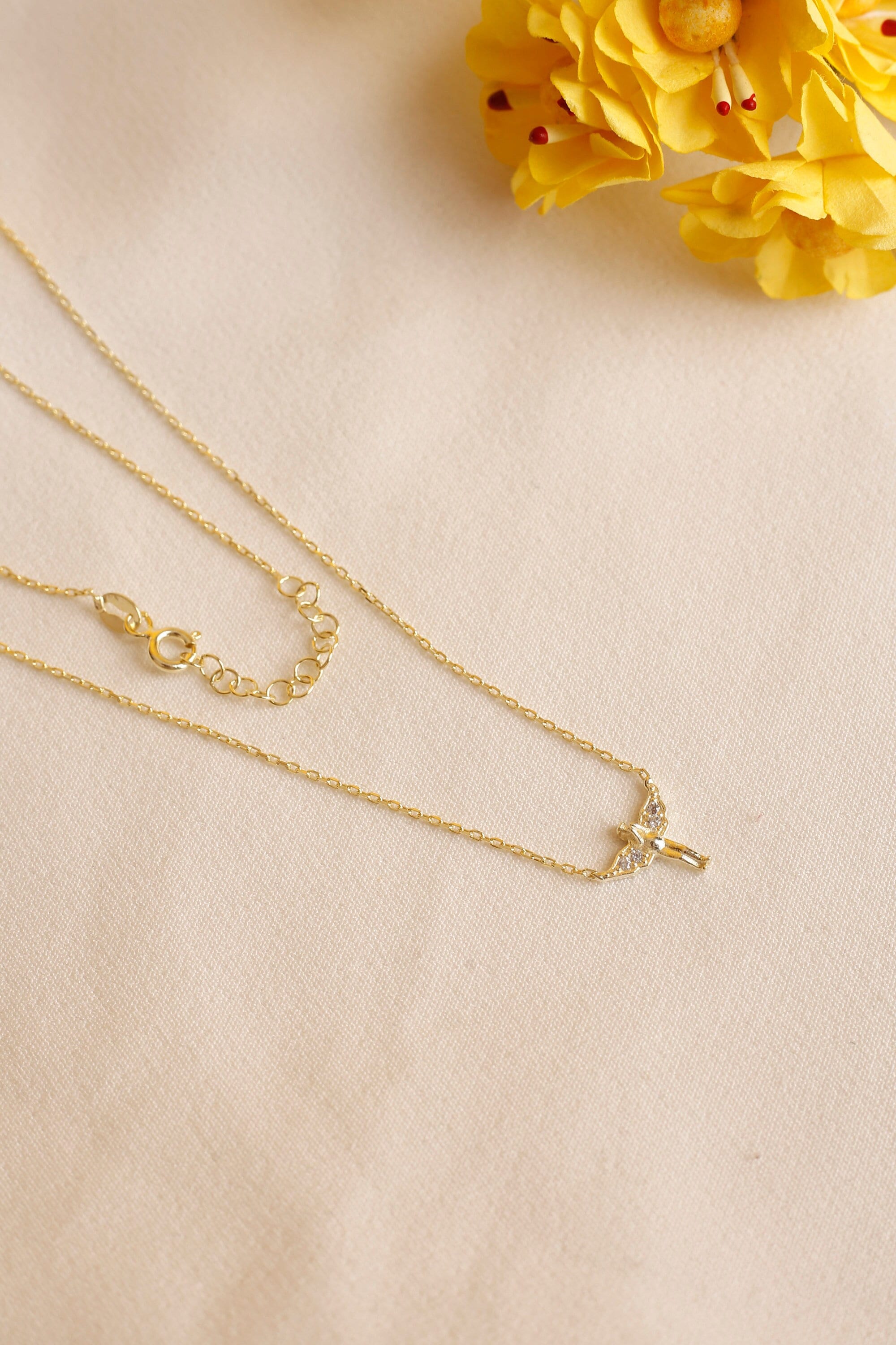 Minimalist Angel Necklace, Gold Filled ,Angel Jewelry ,Tiny Angel ,Sterling Silver ,Dainty Necklace ,Minimalist Necklace