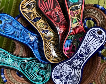 Hand painted, varnished colorful bird motif ceramic spoon rest from Mexico