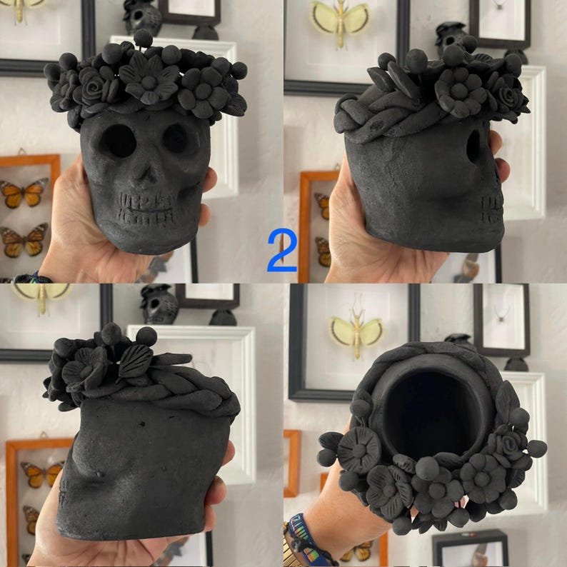 Vaso em forma de crânio com coroa de flores em cerâmica preta oaxaquenha para flores secas — arte cerâmica zapoteca (vendido individualmente) 2