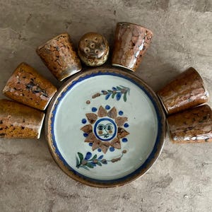 Tonalá Steingut Tequila Set mit Sonnenmotiv für fünf (5) mit Salzstreuer und Servierplatte
