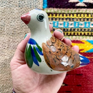 Tonalá earthenware bird—barro de Tonalá