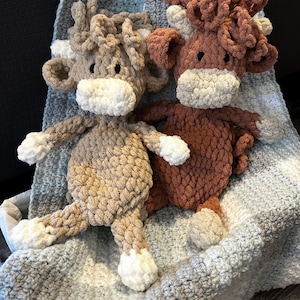 Highland Cow Snuggler