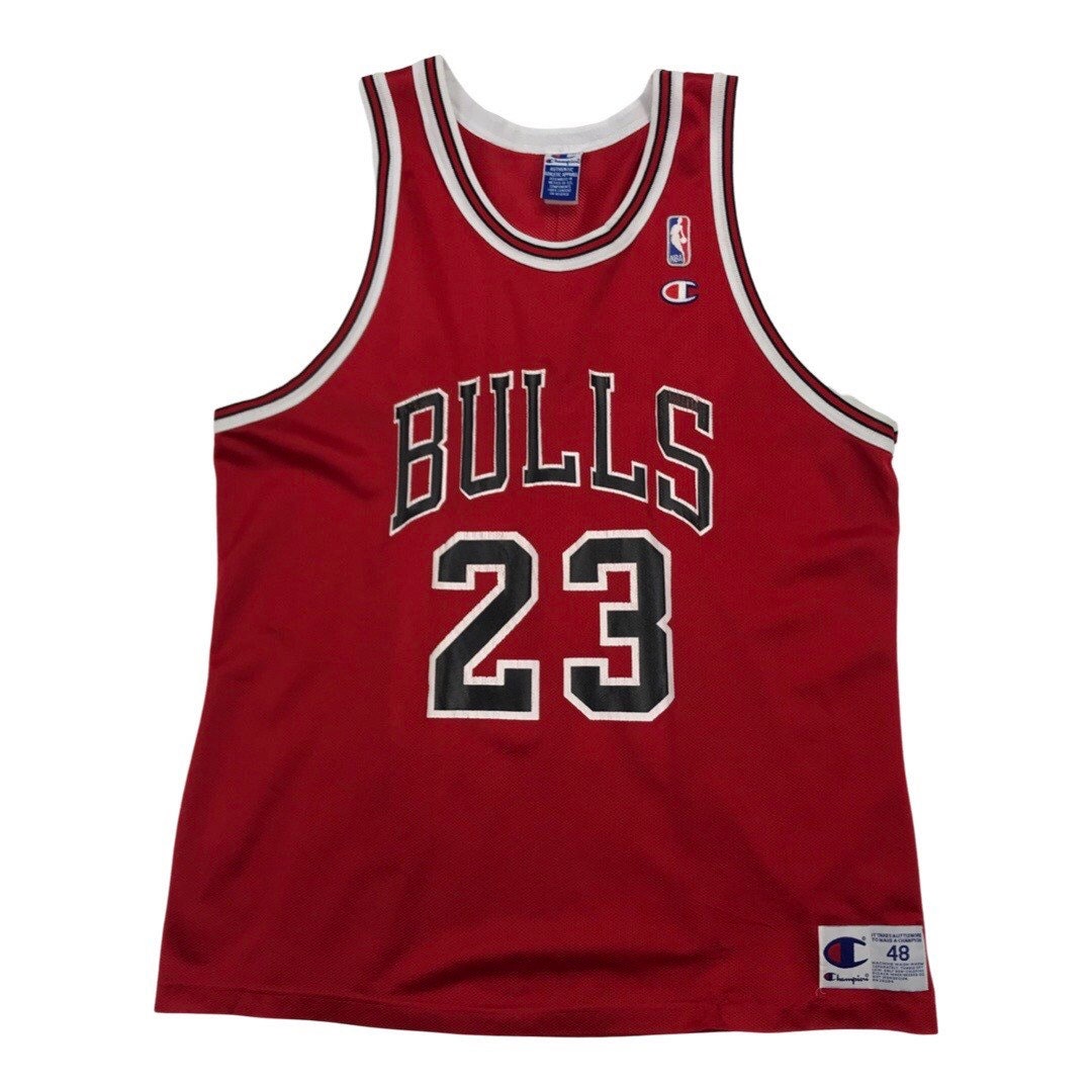 Vintage Michael Jordan Bulls Champion Basketball Jersey sz XL (48)