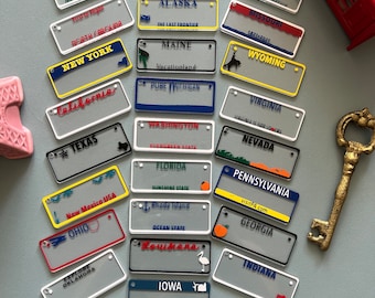 Personalized State License Plate Keychain | US Travel Souvenir