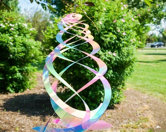 Striped Iridescent Crystal Spinner