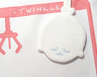 Amor y Espacio Profundo Zayne Seal / Mini toalla de mano [Hecha a mano]