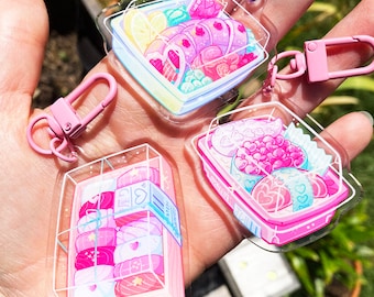 Portachiavi in acrilico a forma di sushi rosa: ciondolo trasparente kawaii a forma di cibo