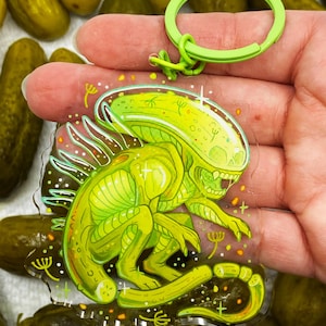 Pickle Alien Acrylic Keychain – Transparent Xenomorph Monster