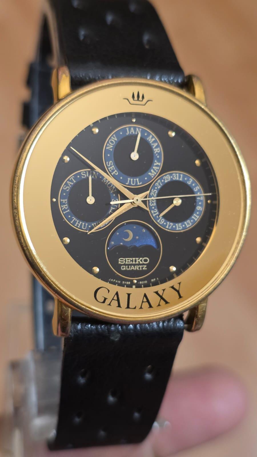 Elegant Seiko Galaxy Quartz Wristwatch - Etsy